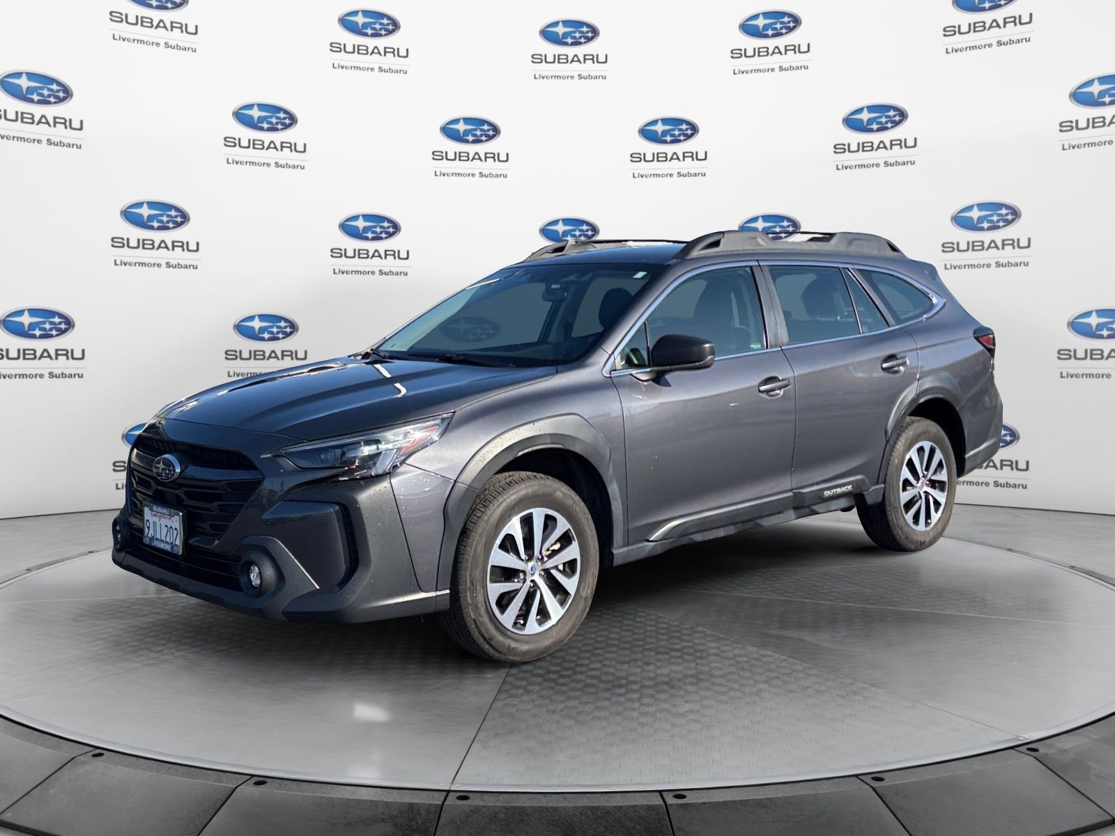 Used 2024 Subaru Outback AWD/4WD image 2