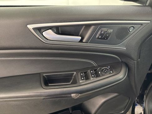 Used 2024 Ford Edge Titanium AWD/4WD image 22