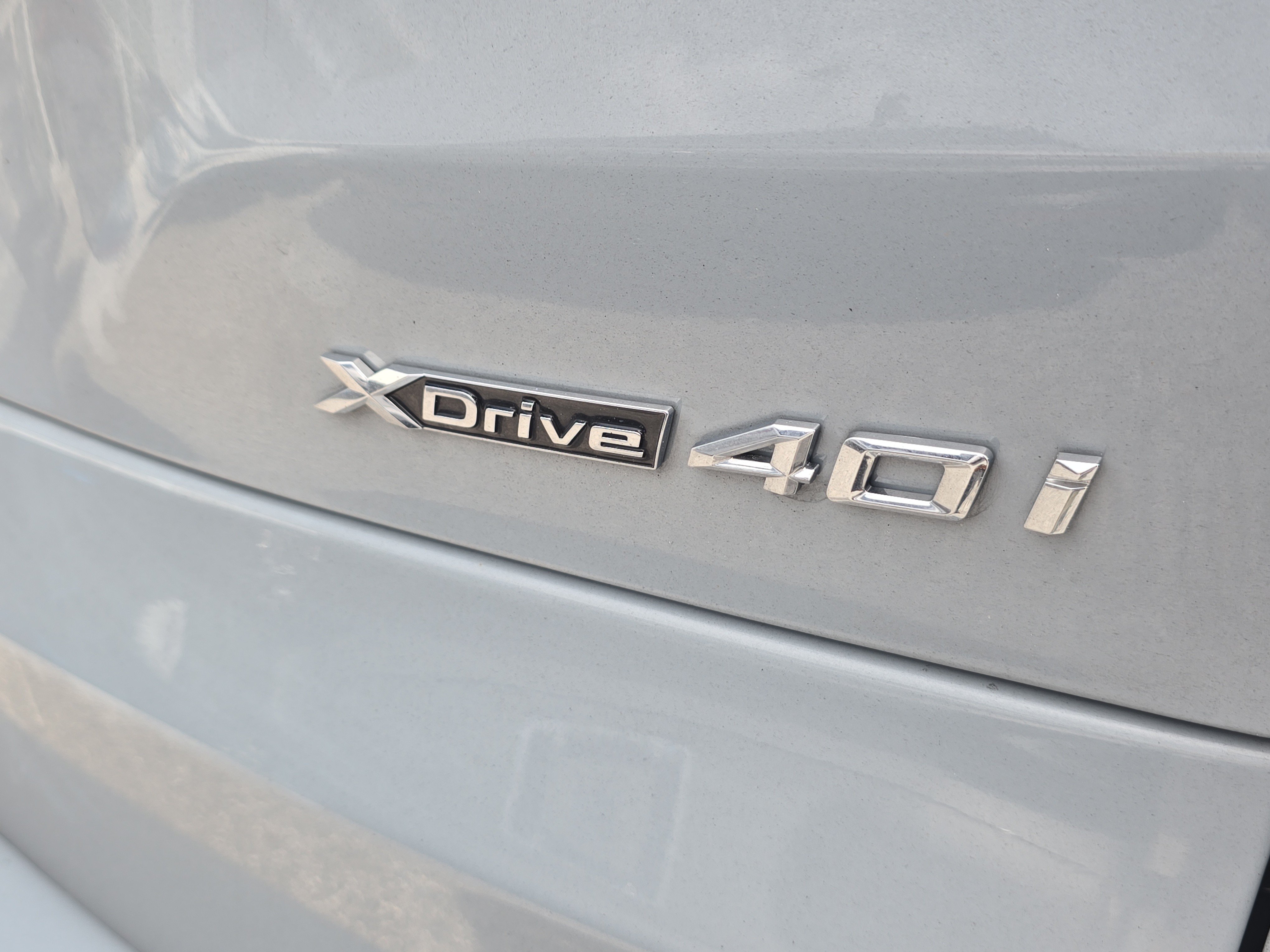 Used 2026 BMW X5 xDrive40i w/ M Sport Package AWD/4WD image 3