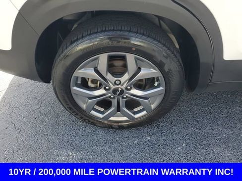 Used 2024 Kia Seltos LX AWD/4WD image 28
