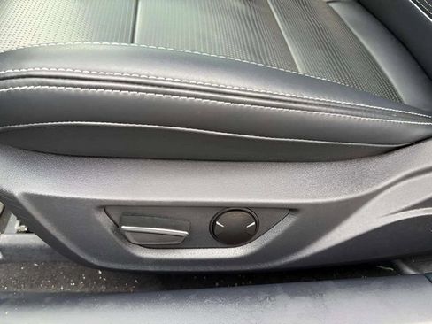 Used 2024 Ford Mustang GT Premium image 8