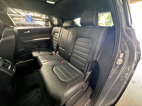 Used 2023 Volkswagen Atlas Cross Sport SEL Premium R-Line AWD/4WD image 25
