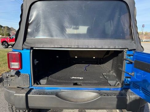 Used 2015 Jeep Wrangler Unlimited Sport w/ Quick Order Package 24S image 11