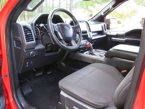 Used 2017 Ford F150 XLT w/ Equipment Group 301A Mid AWD/4WD image 13