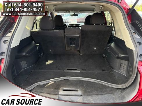 Used 2017 Nissan Rogue SV FWD image 6