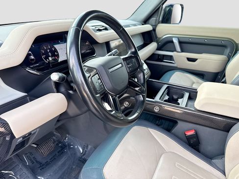 Used 2021 Land Rover Defender 110 X-Dynamic SE AWD/4WD image 26