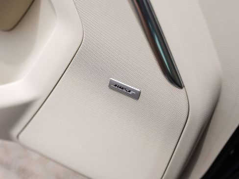 Used 2023 GMC Yukon Denali RWD image 25