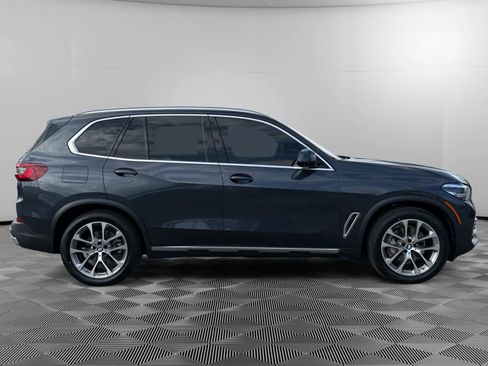 Used 2022 BMW X5 xDrive40i AWD/4WD image 4