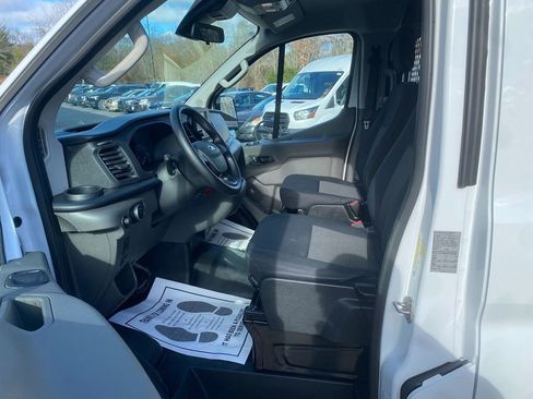 Used 2024 Ford Transit 250 Low Roof w/ Exterior Upgrade Package image 12