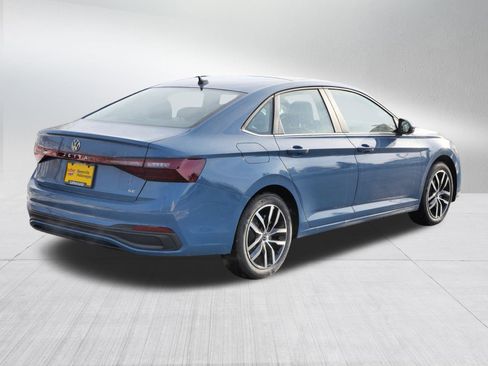 New 2026 Volkswagen Jetta SE image 4