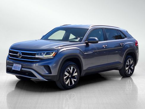 Used 2021 Volkswagen Atlas Cross Sport SE w/ Luggage Net & Mats Package AWD/4WD image 8