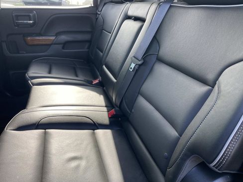 Used 2018 Chevrolet Silverado 2500 High Country w/ Duramax Plus Package image 27