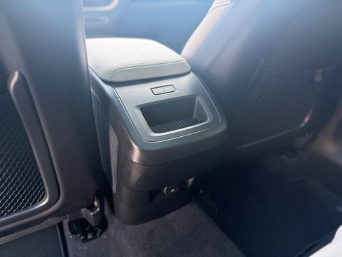 New 2026 Volvo XC60 B5 Plus w/ Protection Package Premier image 24