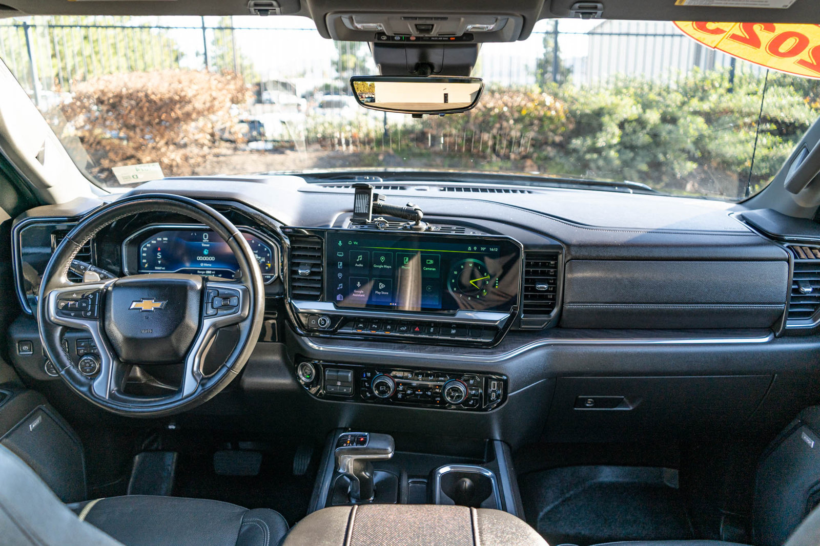 Used 2023 Chevrolet Silverado 1500 LTZ w/ Technology Package AWD/4WD image 18