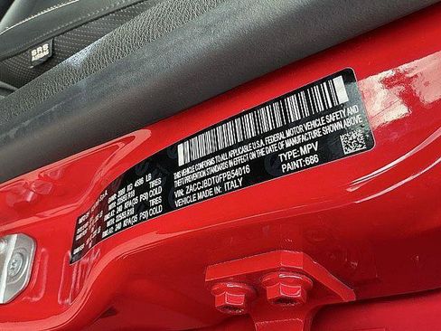 Used 2015 Jeep Renegade Limited AWD/4WD image 30
