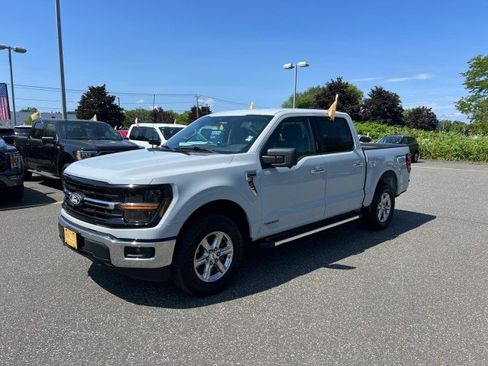 Certified 2024 Ford F150 XLT w/ Mobile Office Package AWD/4WD image 3