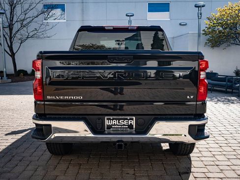Used 2022 Chevrolet Silverado 1500 LT image 10