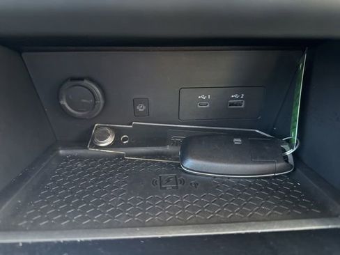 Used 2024 Nissan Pathfinder Platinum w/ Cargo Package image 23