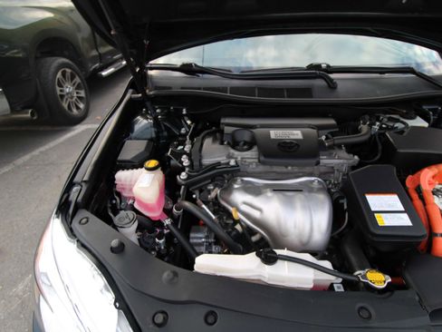 Used 2013 Toyota Camry SE image 31