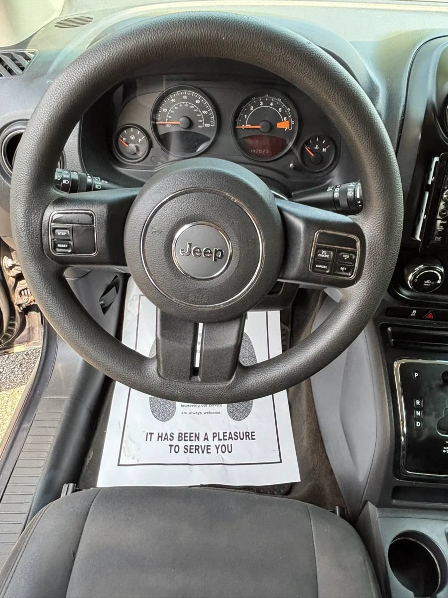 Used 2014 Jeep Compass Sport w/ Power Value Group FWD image 10