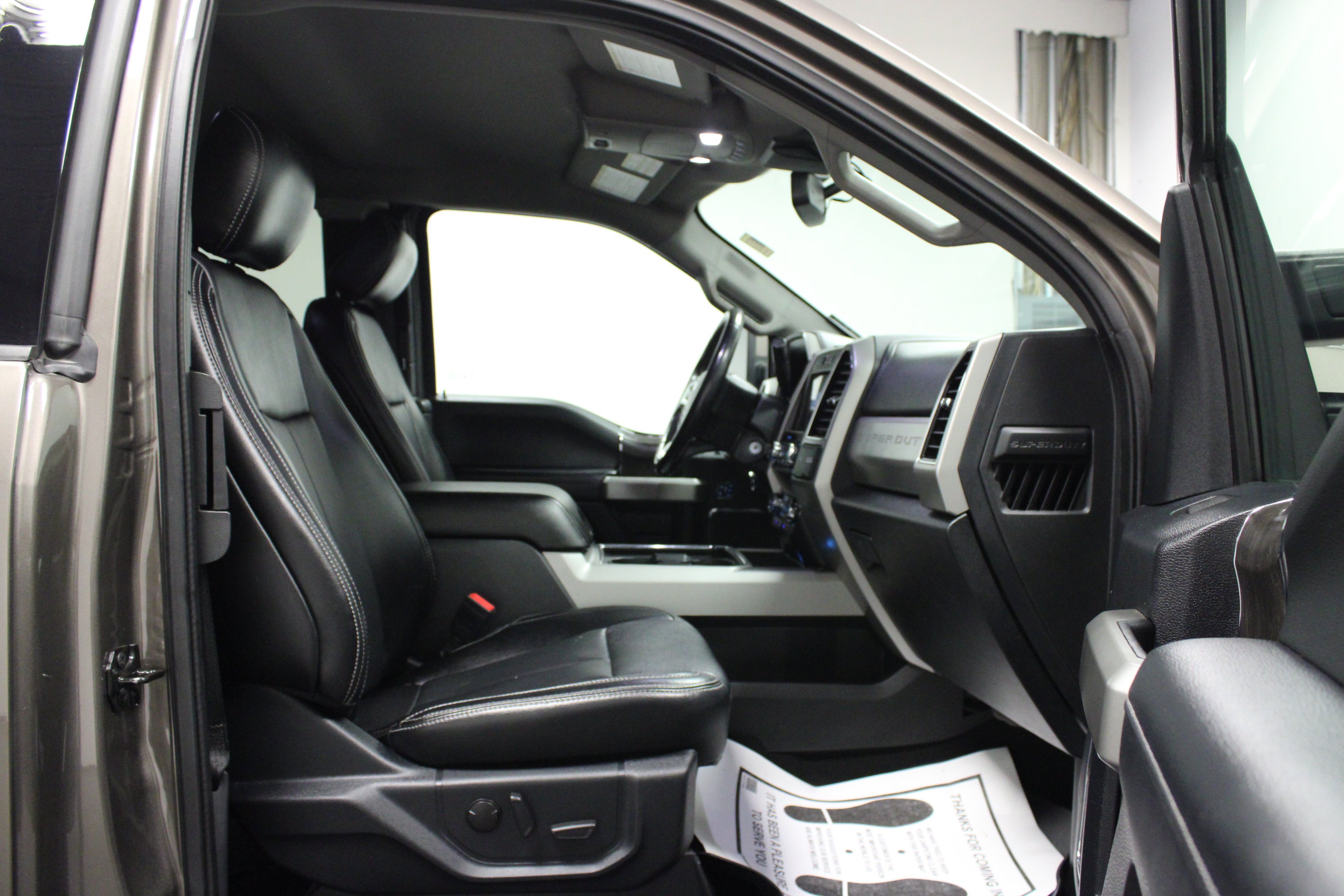 Used 2021 Ford F250 Lariat w/ Lariat Value Package AWD/4WD image 16