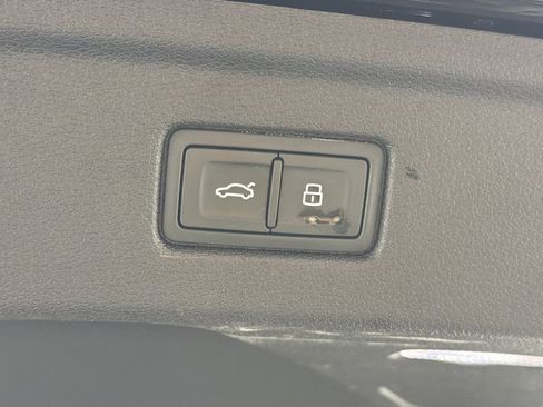 Used 2023 Audi S5 Prestige image 17