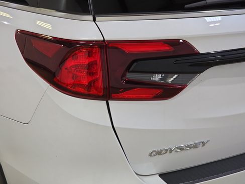 Certified 2024 Honda Odyssey Sport image 31