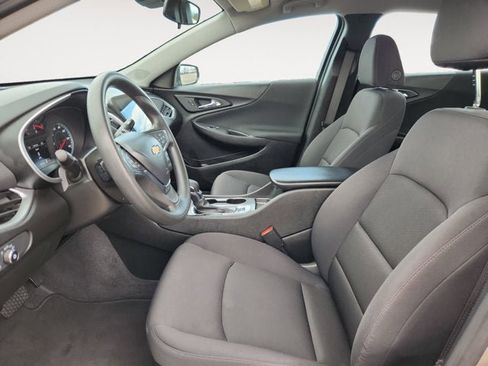 Used 2024 Chevrolet Malibu LS image 9