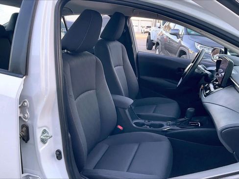 Used 2024 Toyota Corolla LE image 9