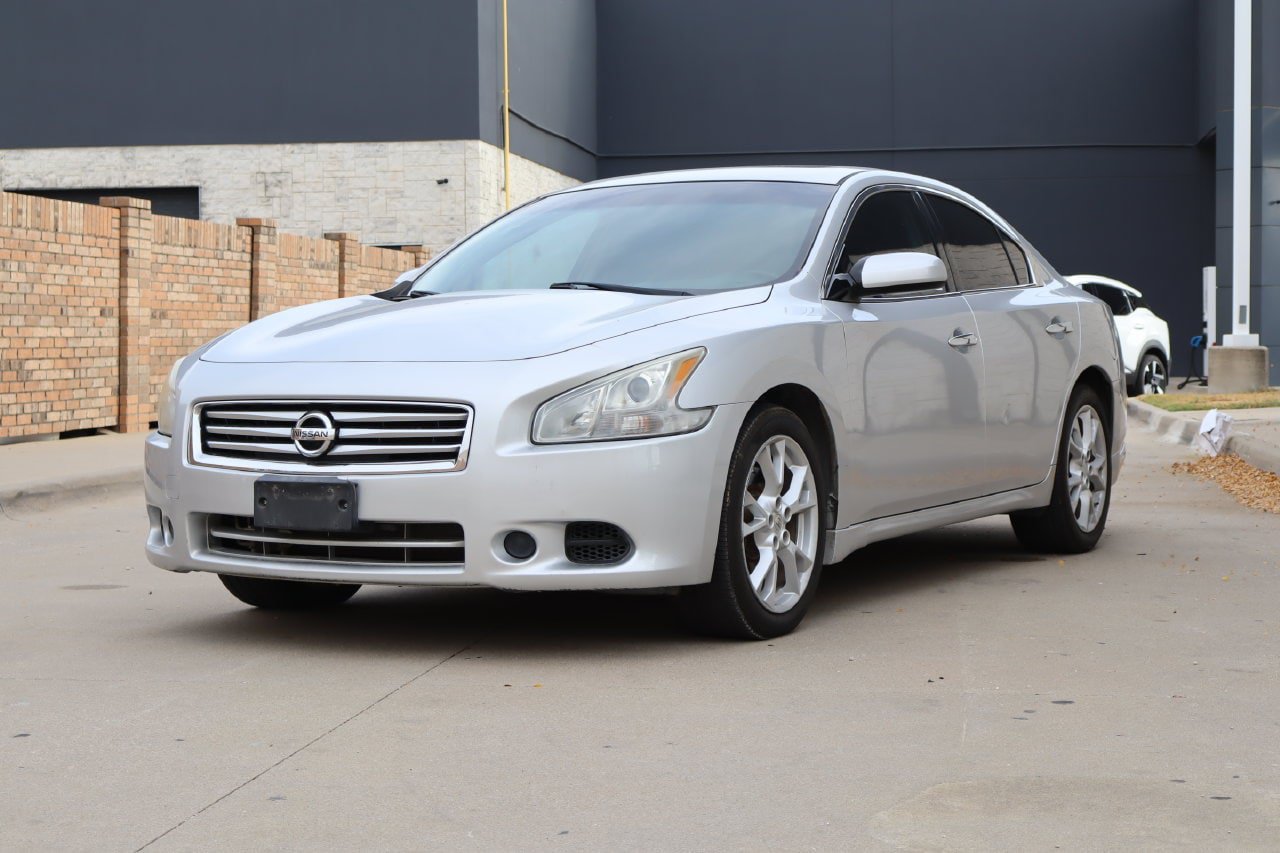 Used 2013 Nissan Maxima 3.5 S FWD image 2