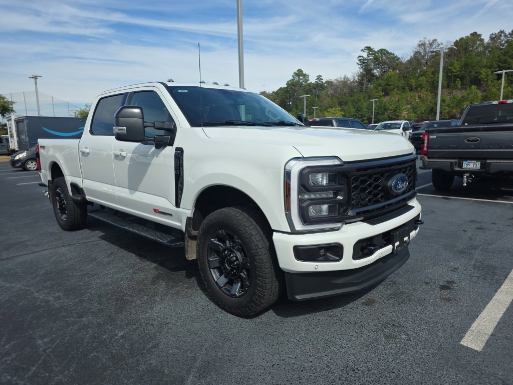 Used 2024 Ford F350 Lariat w/ Lariat Ultimate Package AWD/4WD image 4