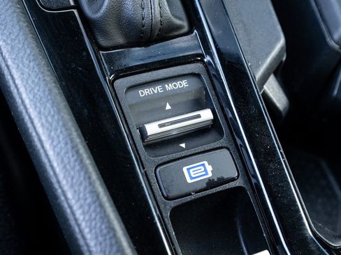 Used 2024 Honda Accord Sport image 28