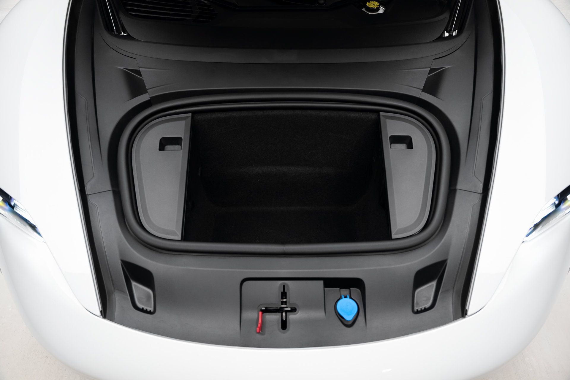 Used 2022 Porsche Taycan RWD image 71
