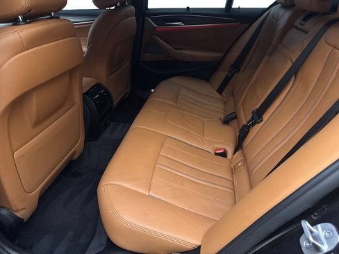 Used 2022 BMW 540i w/ Executive Package RWD image 33