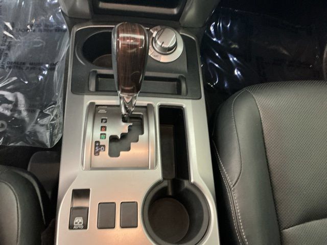 Used 2019 Toyota 4Runner Limited AWD/4WD image 19