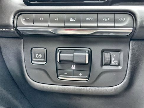 Used 2021 Cadillac Escalade Sport w/ Driver Assist Tech Package image 26