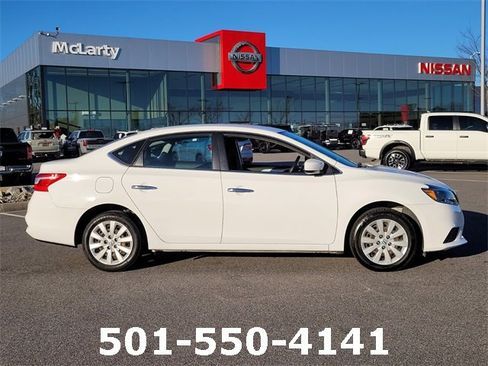 Used 2019 Nissan Sentra S image 3