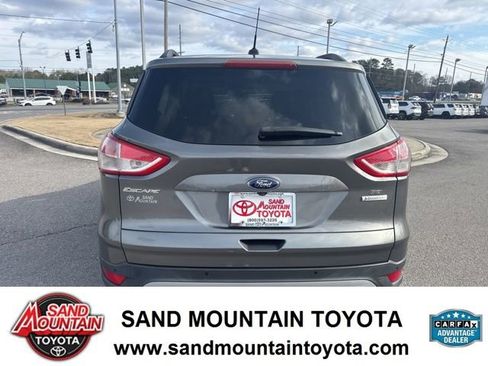 Used 2014 Ford Escape SE w/ Equipment Group 201A image 4