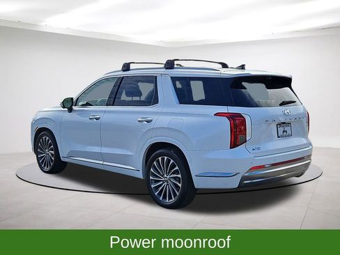 Used 2023 Hyundai Palisade Calligraphy image 5