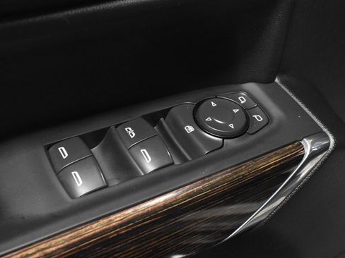 Used 2021 GMC Sierra 1500 Elevation image 10