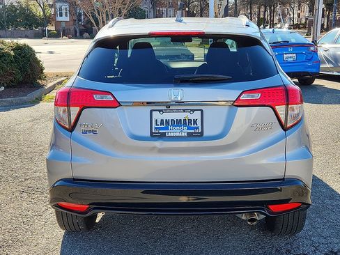 Used 2022 Honda HR-V Sport image 5