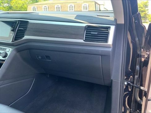 Used 2023 Volkswagen Atlas SE AWD/4WD image 21