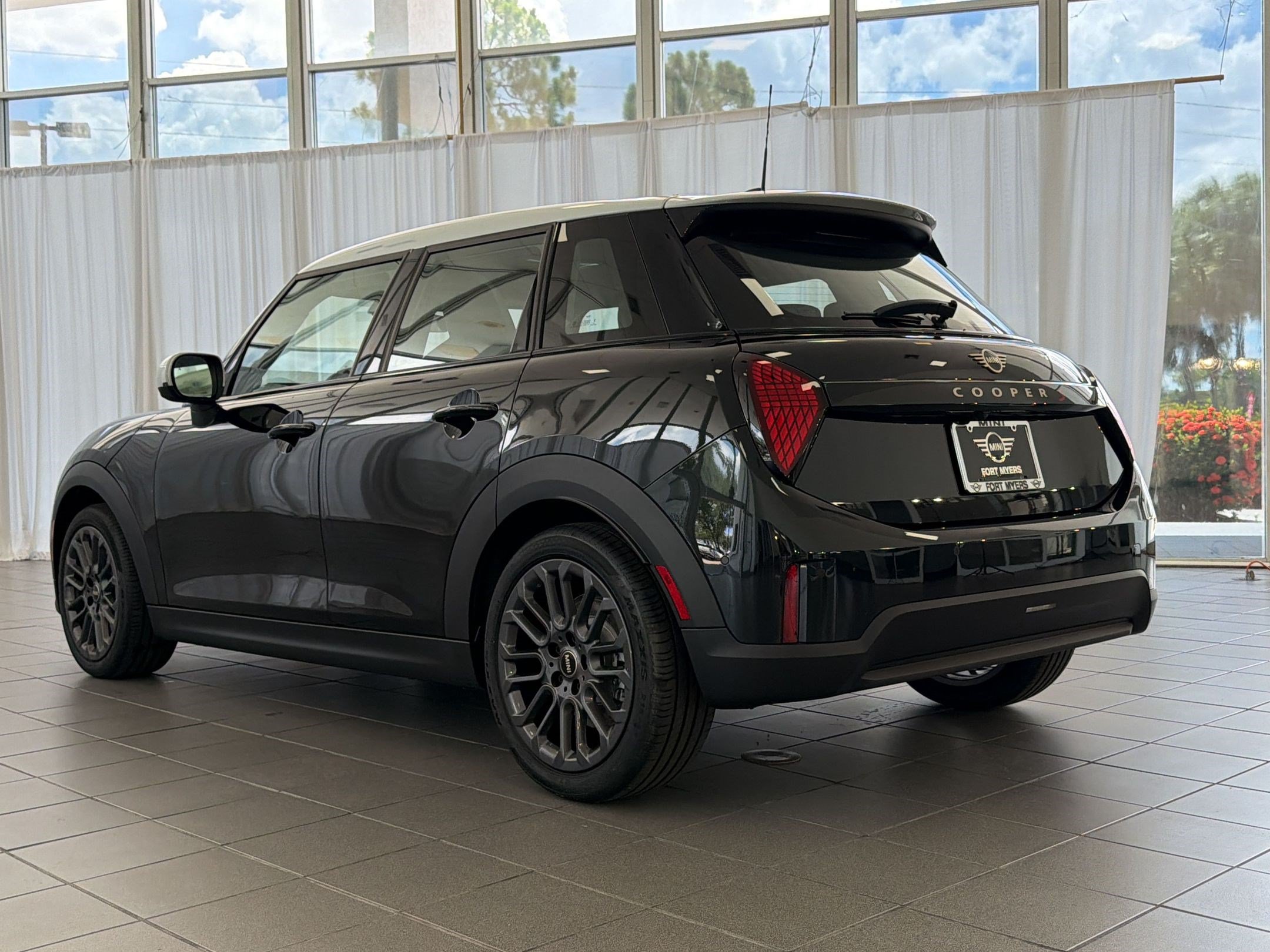 New 2026 MINI Cooper S FWD image 3