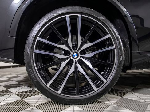 Used 2019 BMW X5 xDrive40i w/ M Sport Package AWD/4WD image 39