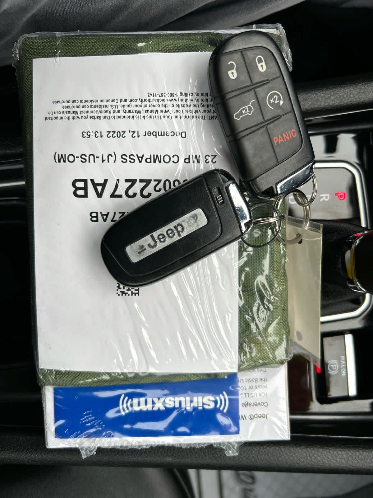 Used 2023 Jeep Compass Latitude w/ Convenience Group AWD/4WD image 23