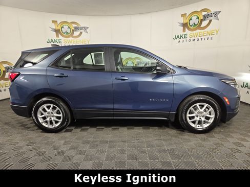 Used 2024 Chevrolet Equinox LS FWD image 9