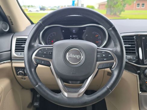 Used 2021 Jeep Grand Cherokee Limited RWD image 14