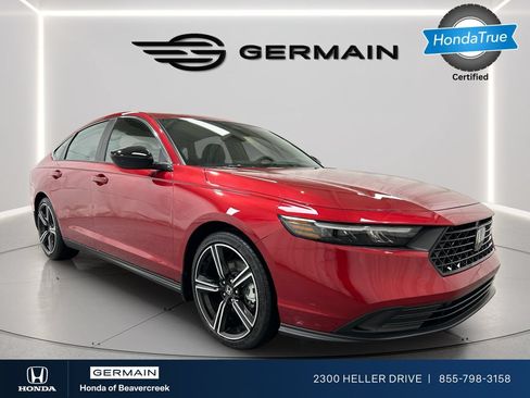 Used 2025 Honda Accord Sport image 1