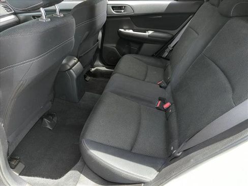 Used 2015 Subaru Crosstrek 2.0i Premium AWD/4WD image 17