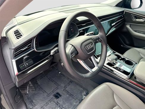 Used 2021 Audi Q8 Prestige AWD/4WD image 9